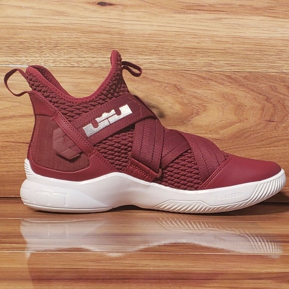 Men's Lebron Soldier 12 (Size 12) NWOB - Picture 5 of 8